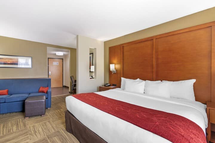 Room 10 of 29