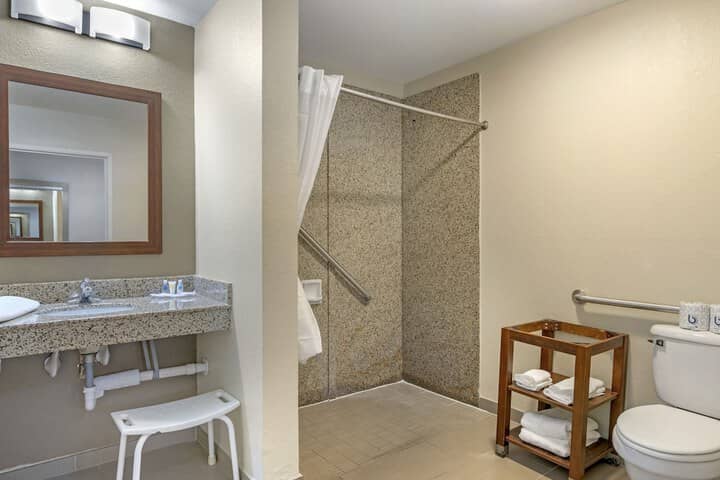 Room 15 of 29